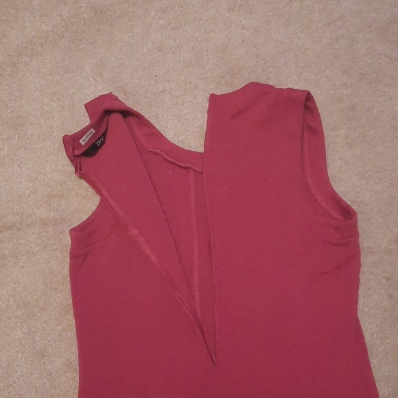 Dress - Picture 6 of 7